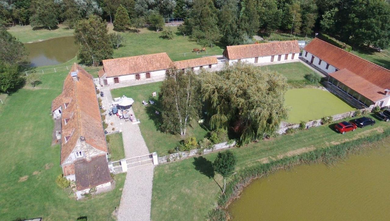 Les Portes Des Froises Saint-Quentin-en-Tourmont Eksteriør billede